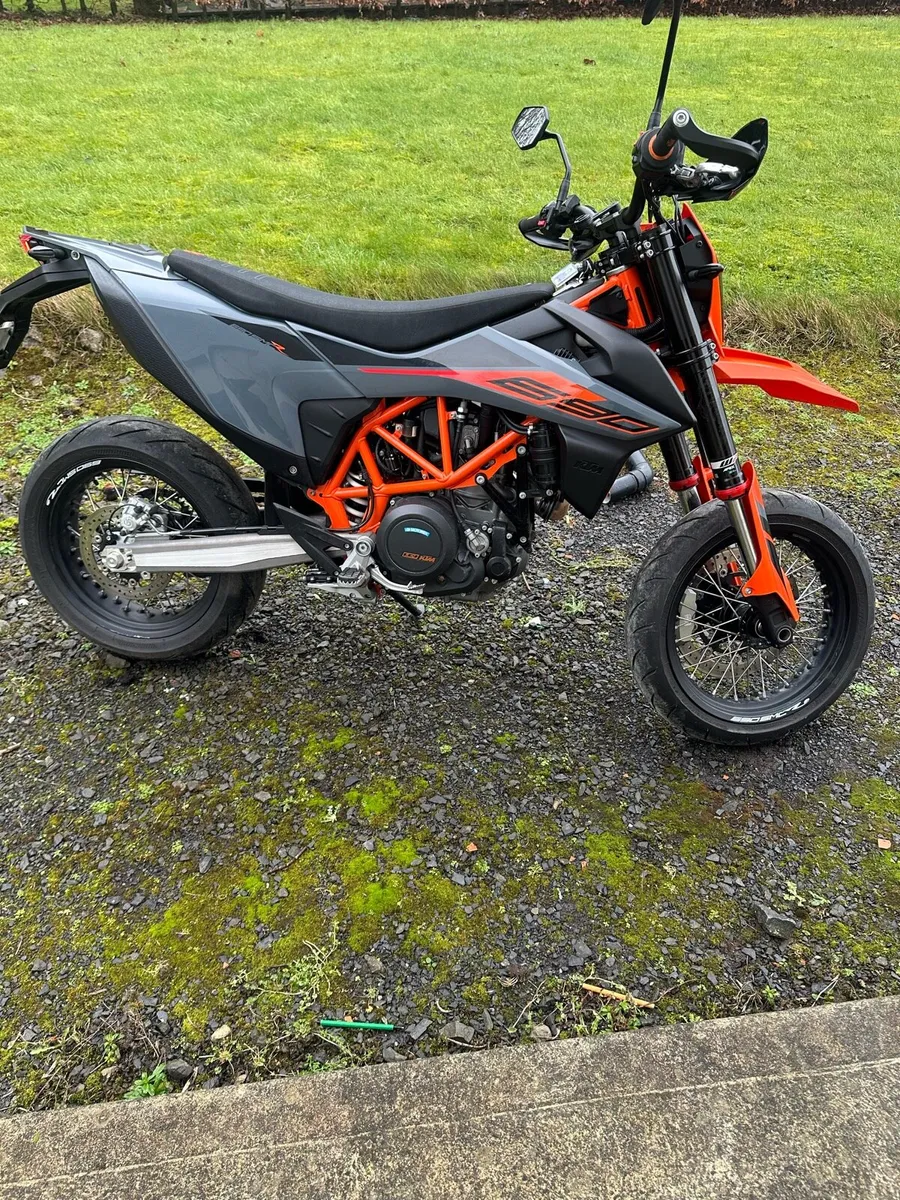 KTM SMCr 690 - Image 1