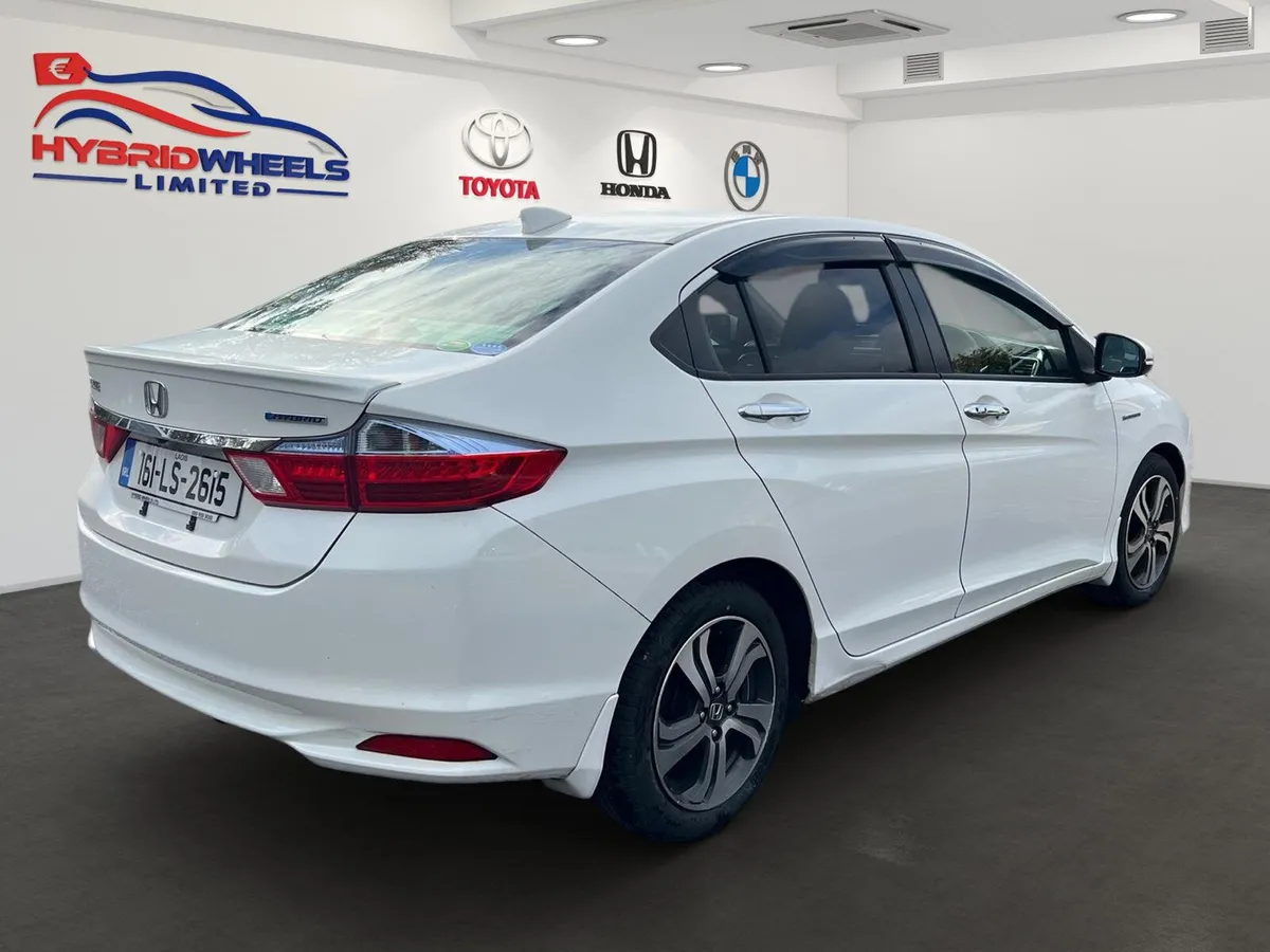 Honda Grace 2016 Ex (Top Spec Model) - Image 4