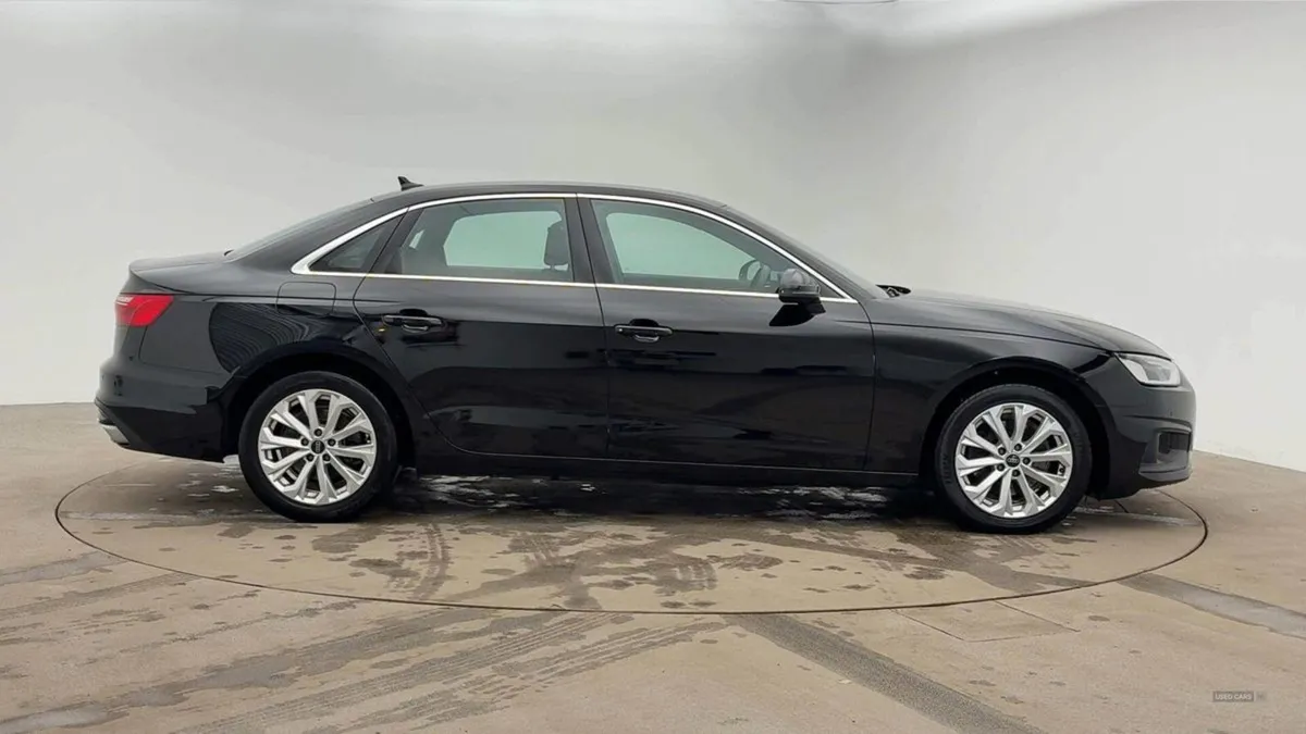 Audi A4 Saloon - Image 4