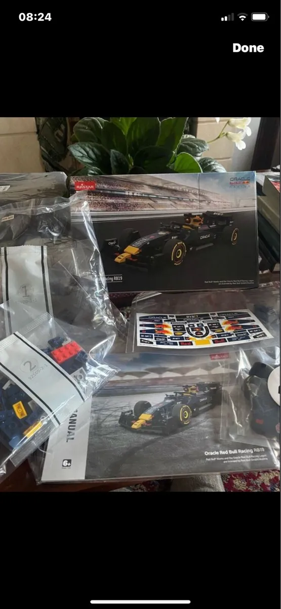 Raster Oracle Red Bull Racing Building Kit - Image 2