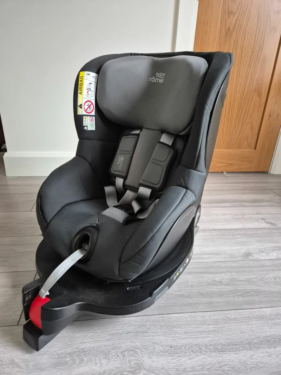 Dualfix M I-Size car seat - Image 2