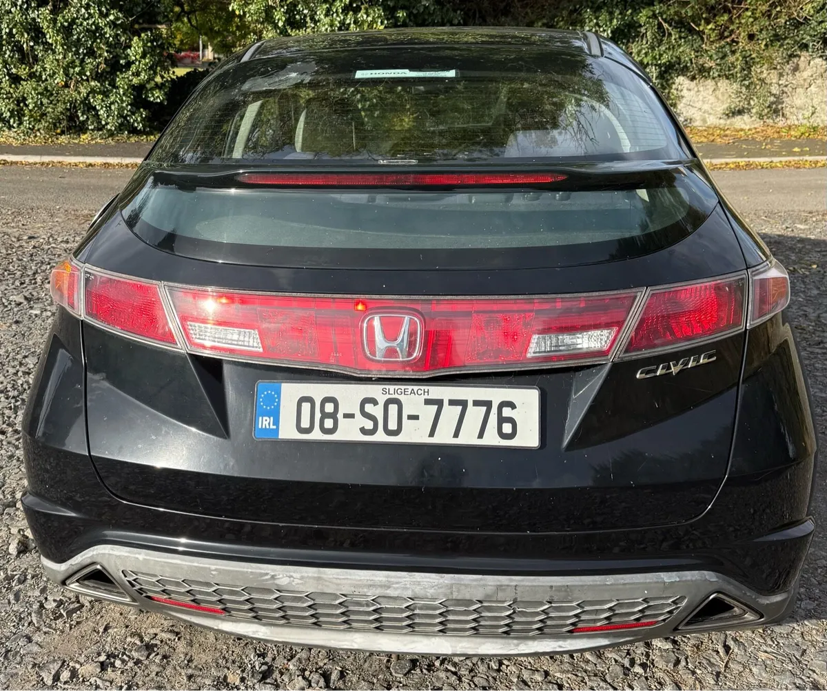Honda Civic - Image 4