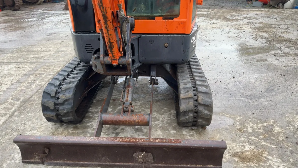 Doosan DX27 - Image 4