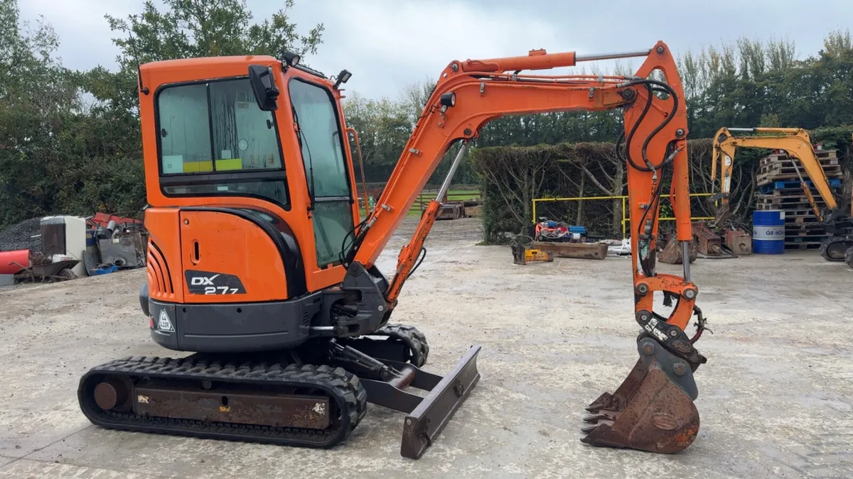 Doosan DX27 - Image 3
