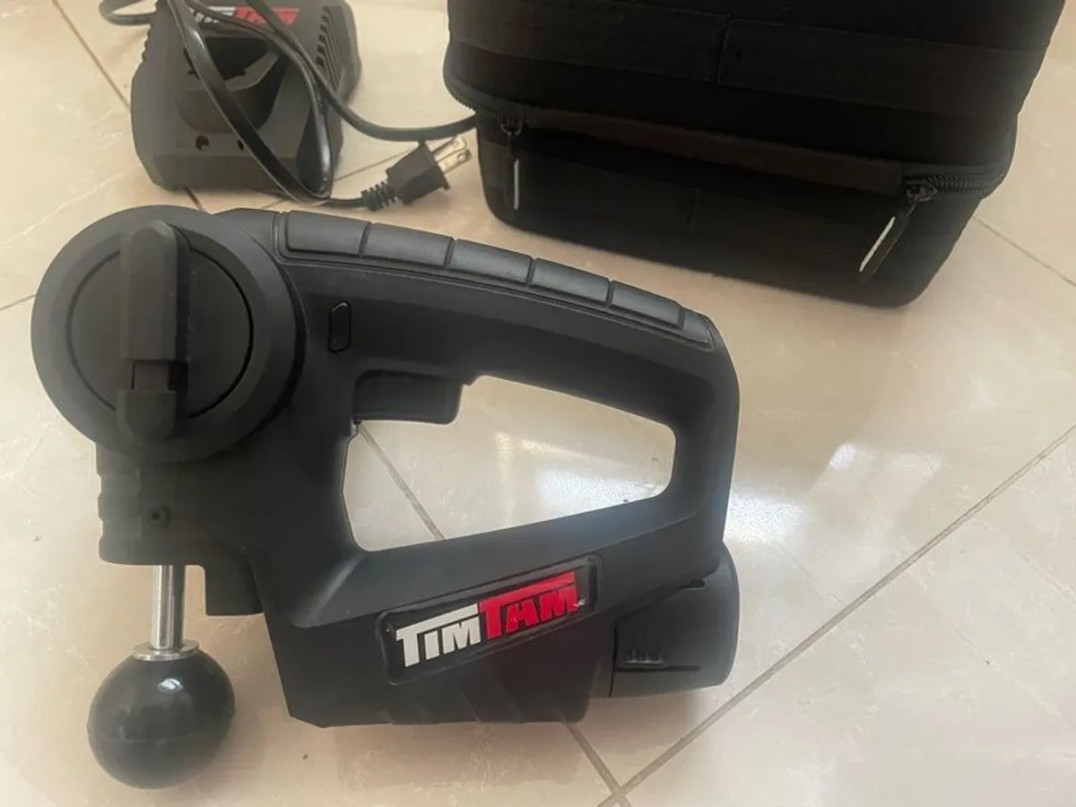 Muscle recovery massage gun - Image 1
