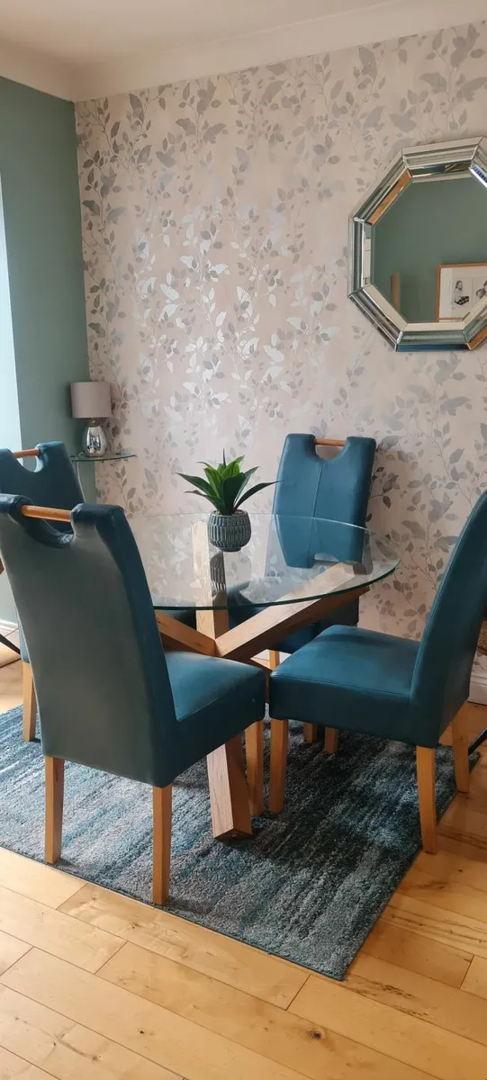 Dining table, 4 chairs plus rug. - Image 2
