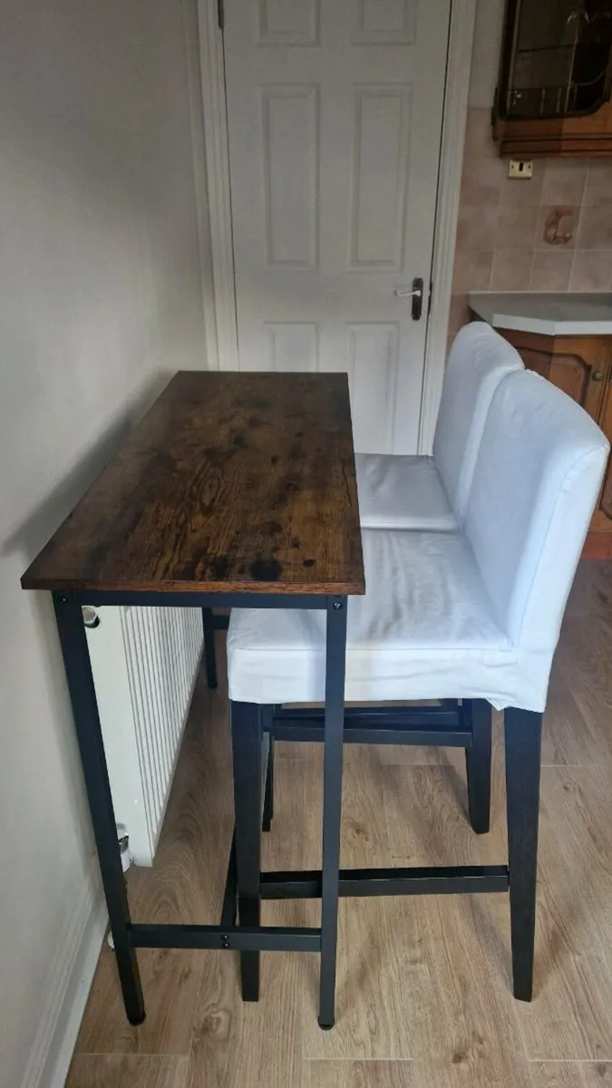 2 High stools - Image 1