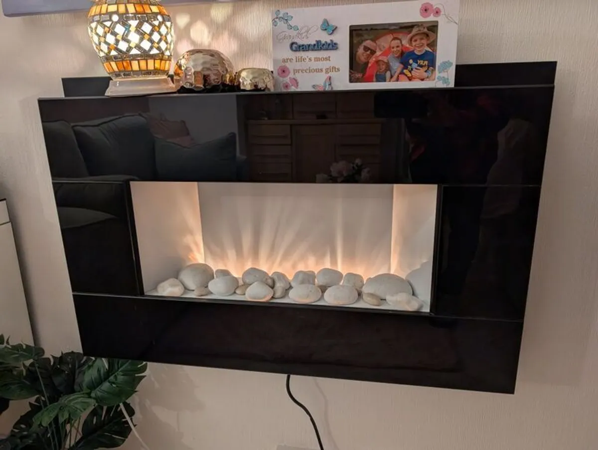 Electric Fireplace, Wall-Mounted, Black Glass Effect - Image 3