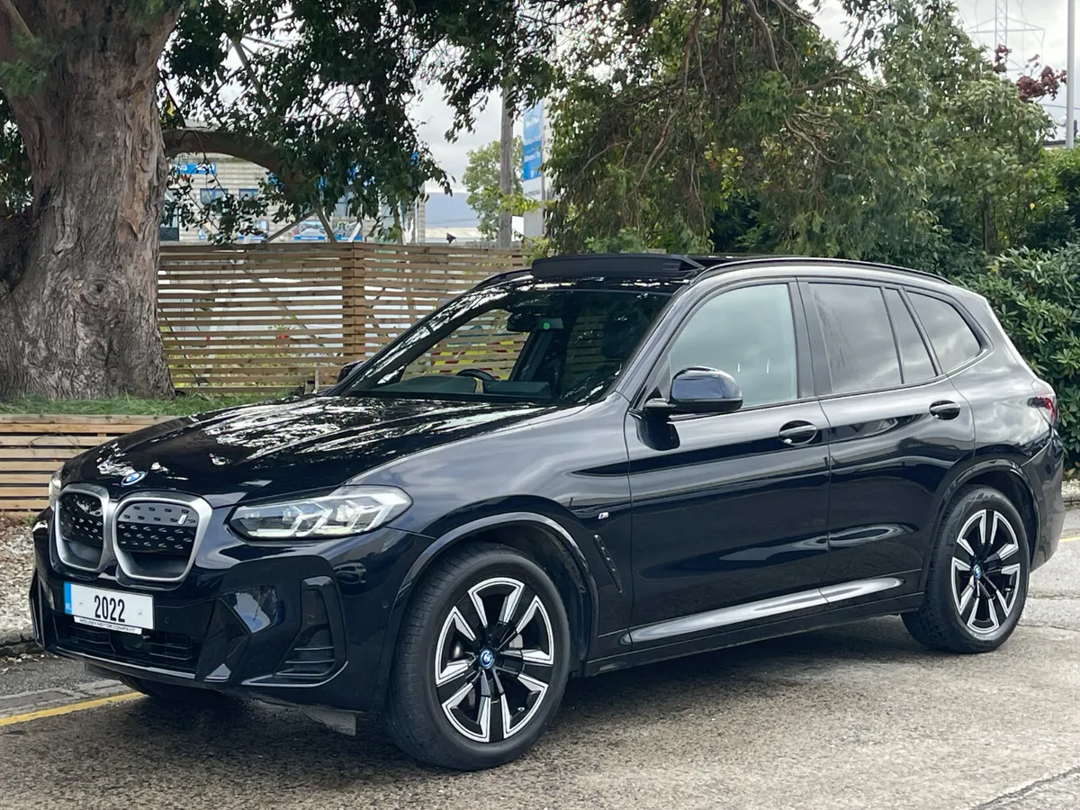 BMW iX3 2022 - Image 3