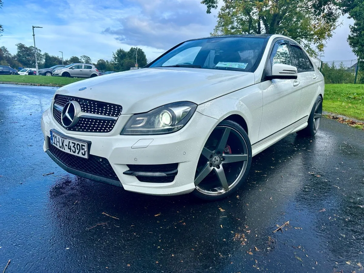 Mercedes C220 AMG AUTOMATIC - Image 4