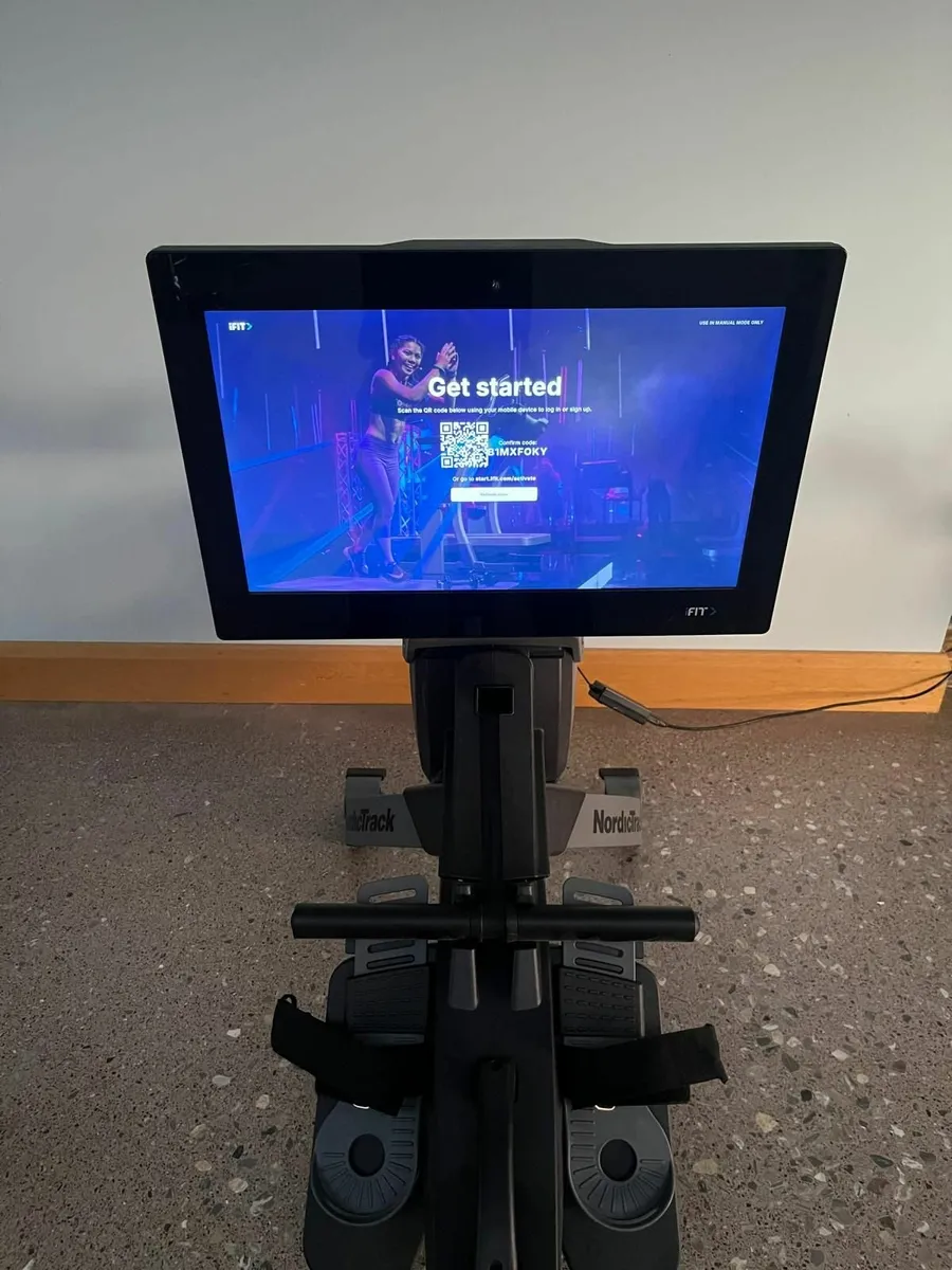 Nordic Track RW900 Rowing Machine with 1 year iFit - Image 4