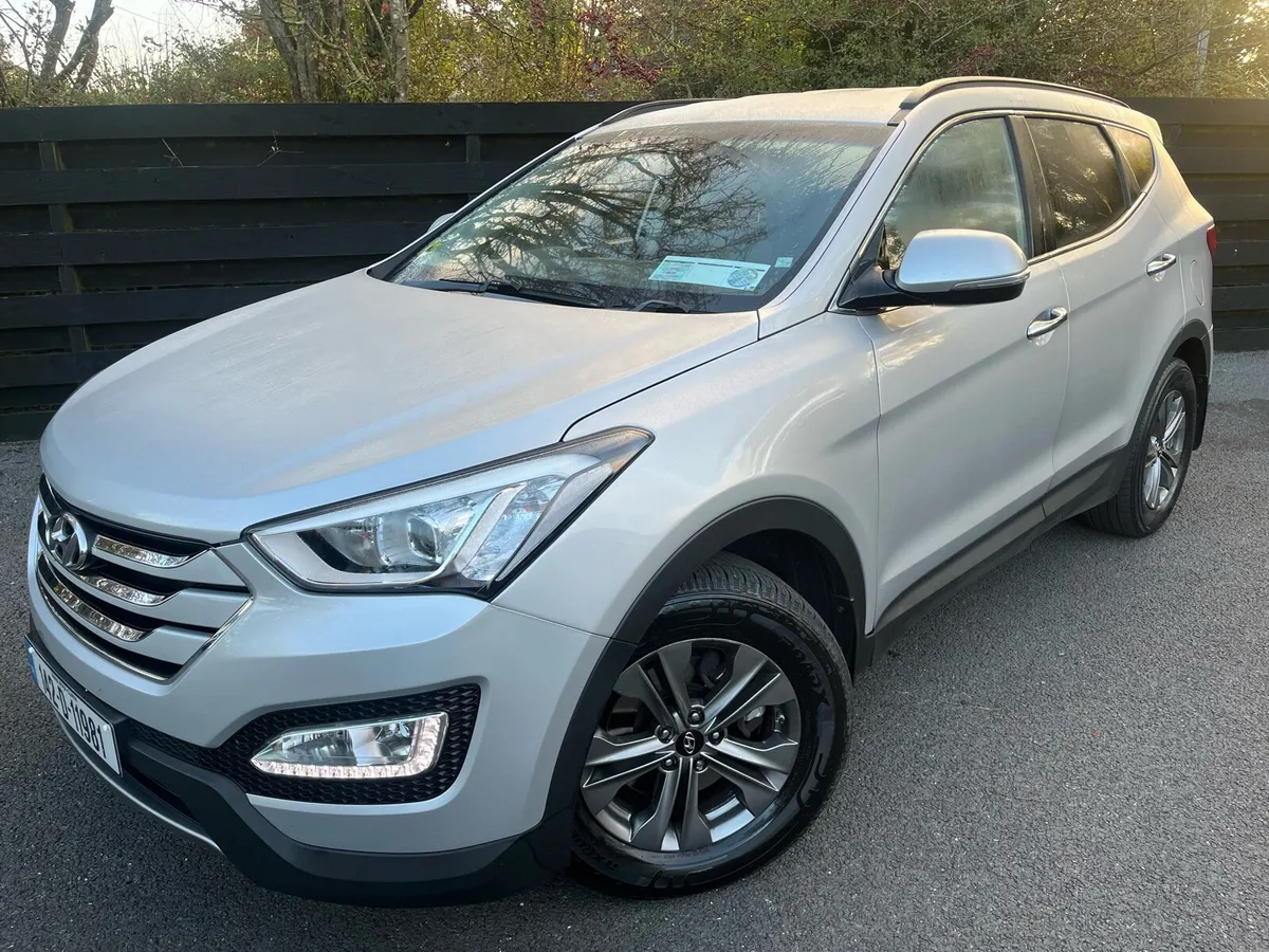 Hyundai Santa Fe 2014 - Image 1