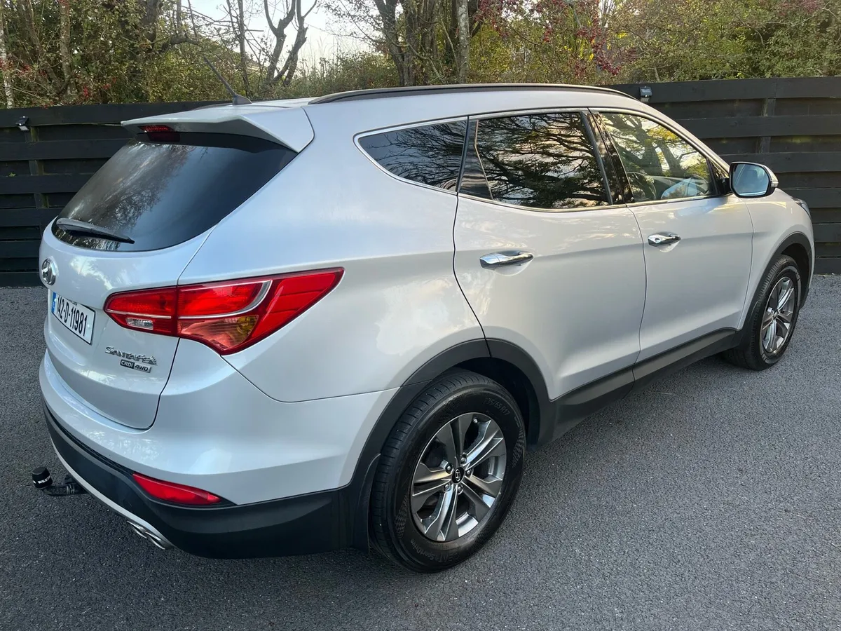 Hyundai Santa Fe 2014 - Image 3