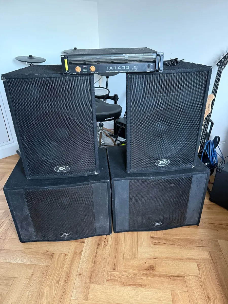 Peavey PA system complete, stands cables etc. - Image 1