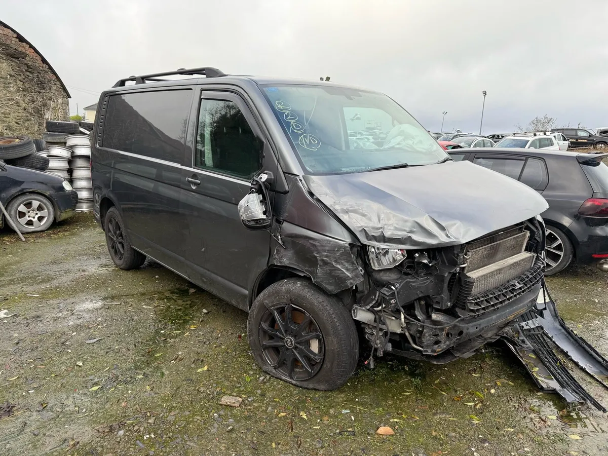 VW transporter 2017 - Image 2