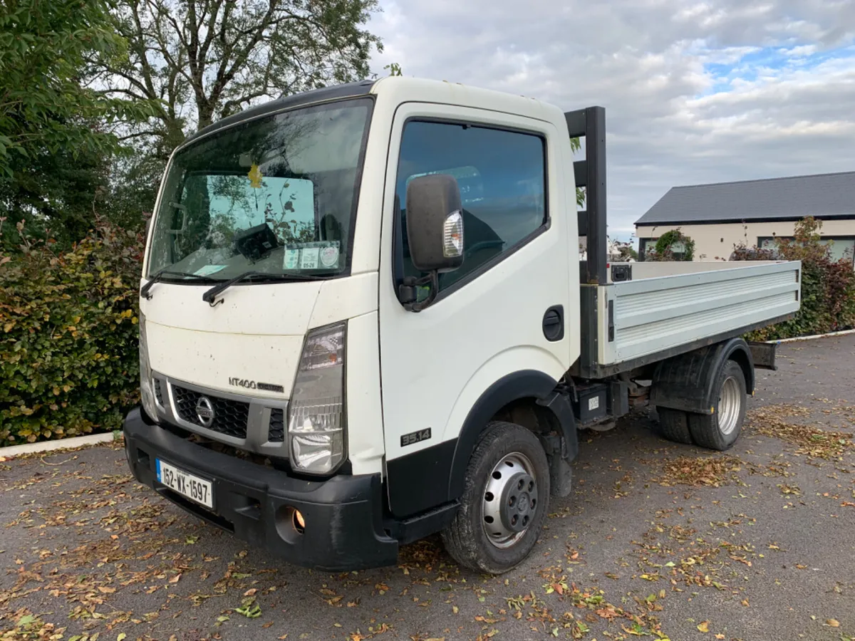 Nissan cabstar Dropside twin wheel 2.5Td - Image 2