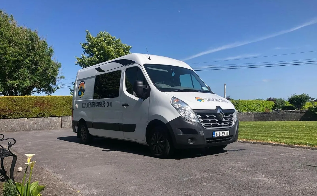 Renault Master Campervan 2015 - Image 1
