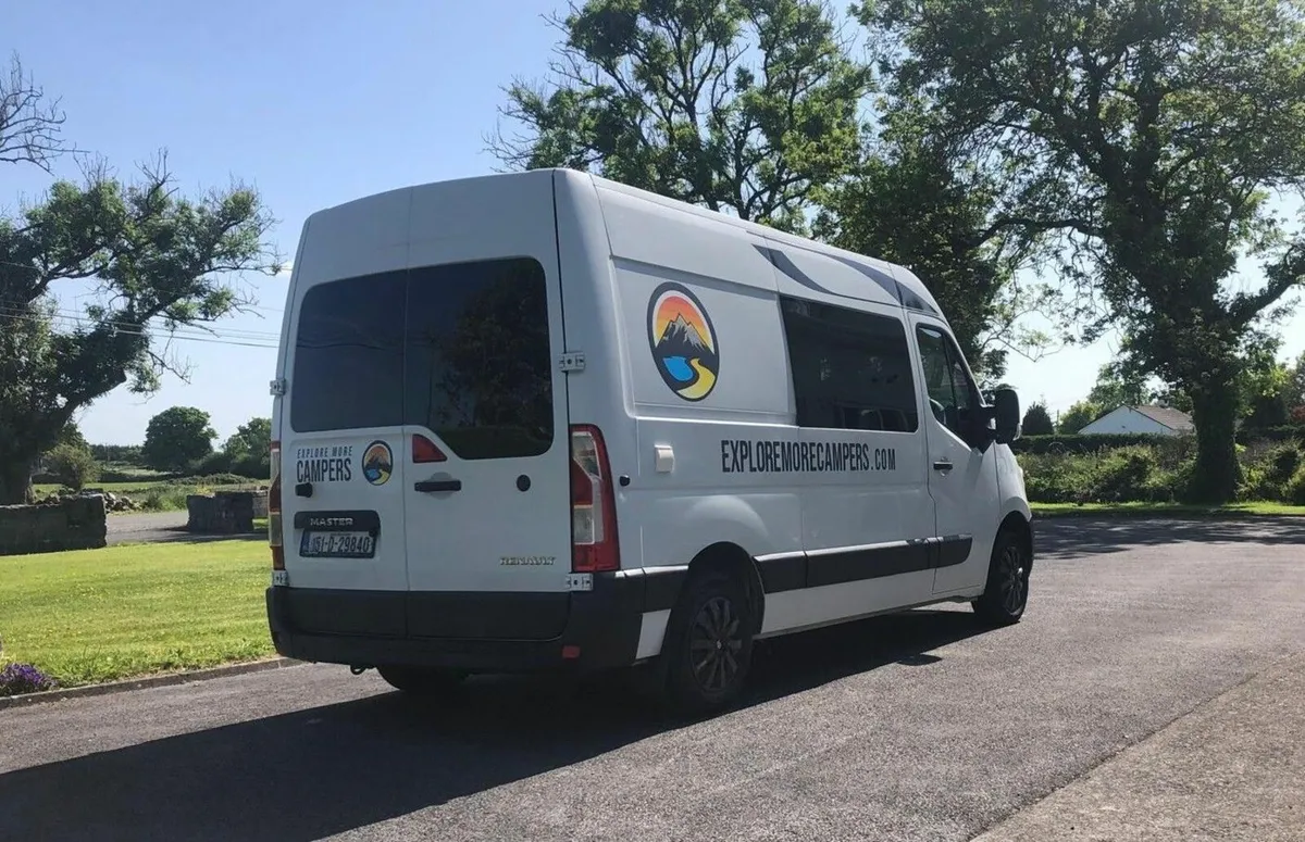 Renault Master Campervan 2015 - Image 4