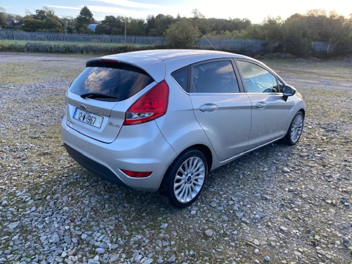 12 Ford Fiesta 1.4 Tdci Titanium - Image 3