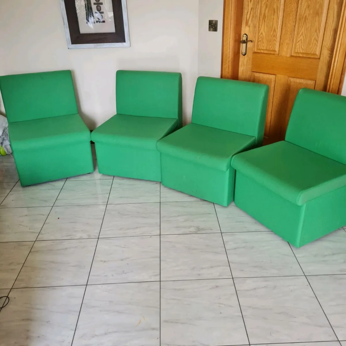 Modular reception seating - Image 2