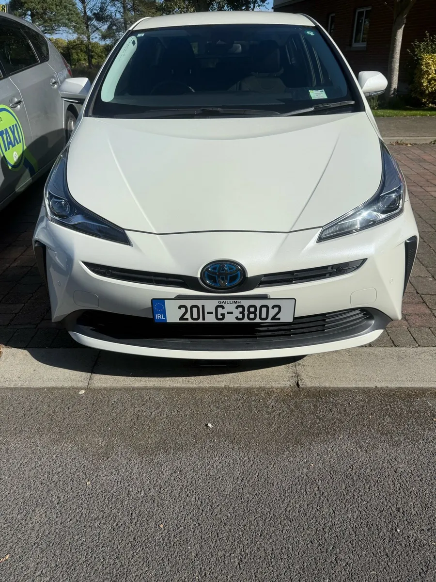 Toyota Prius 2020 Low mileage - Image 1
