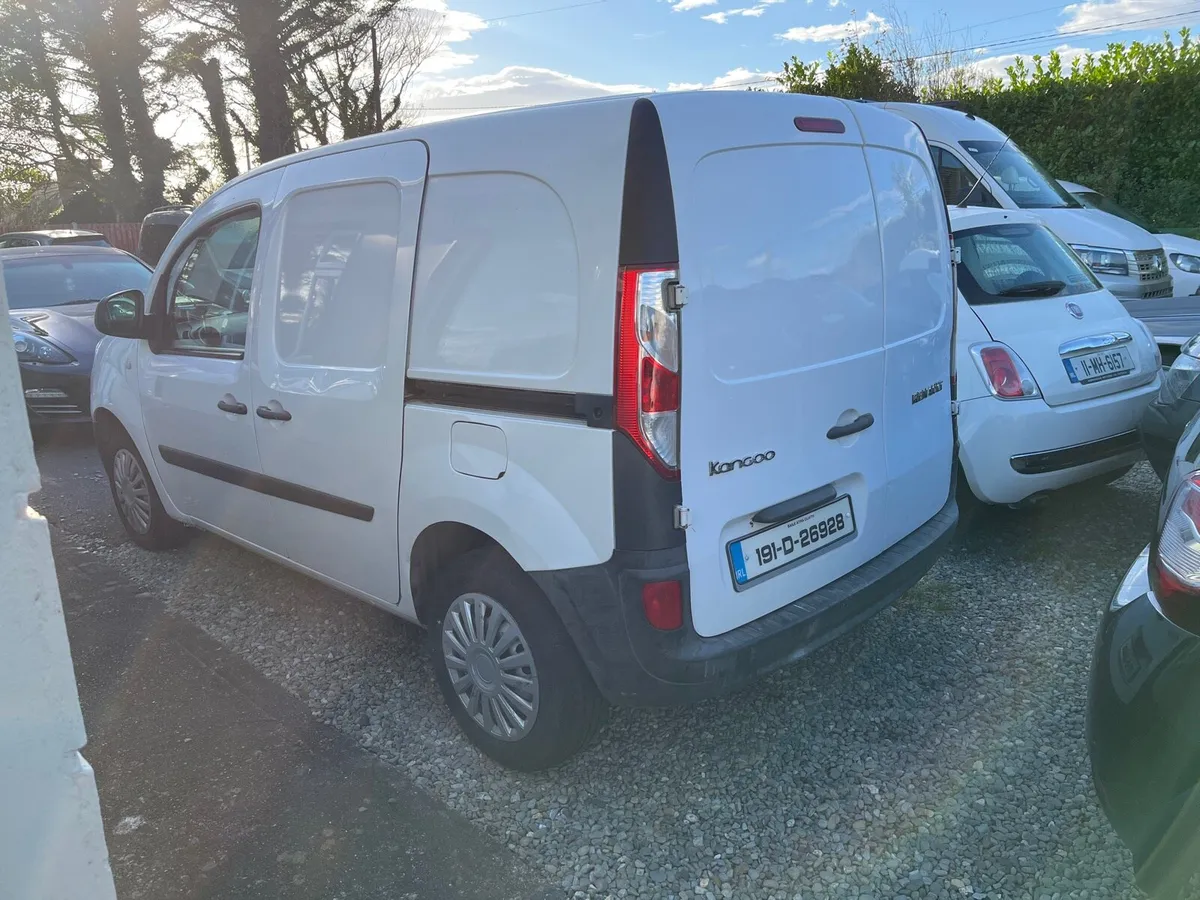 Renault kangoo 191 Cvrt 6/26 tax 5/26 - Image 2