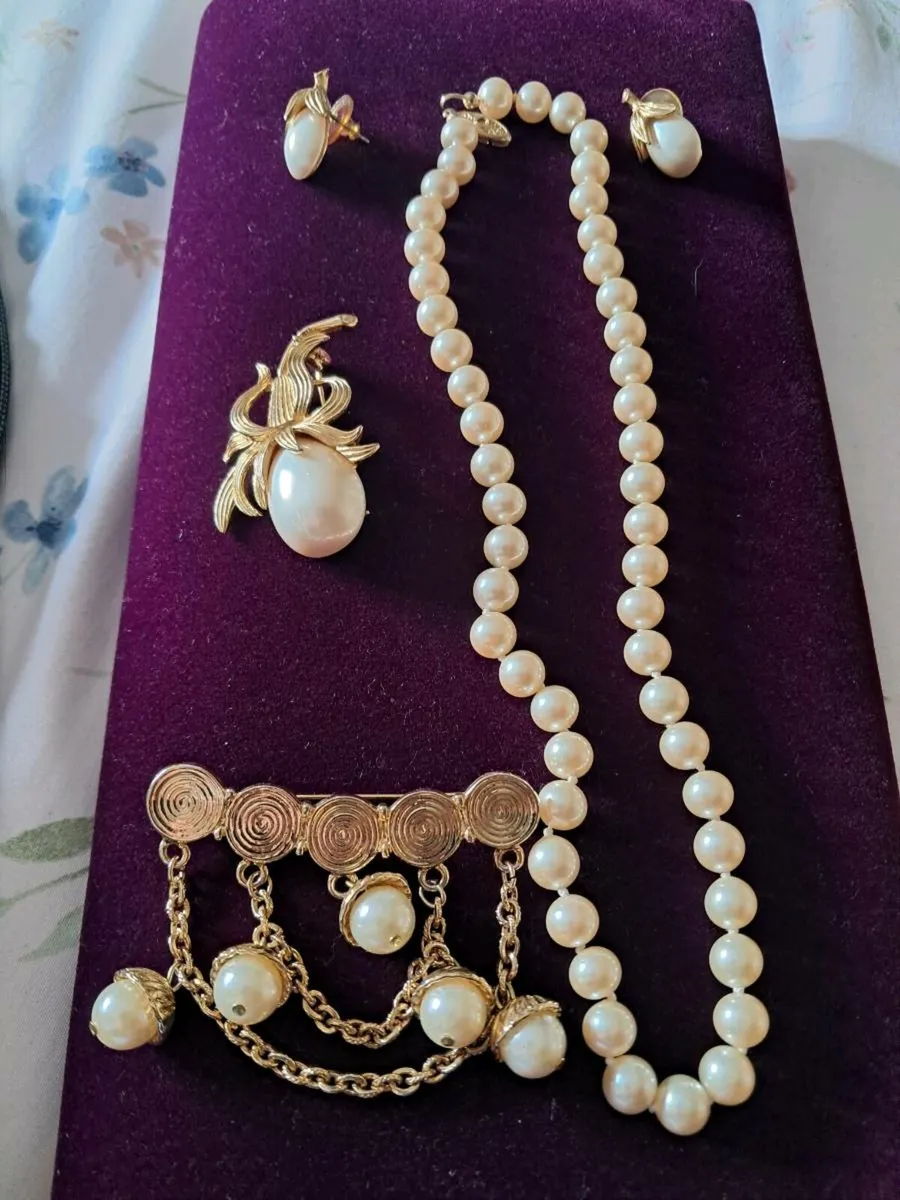 Vintage jewellery - Image 2