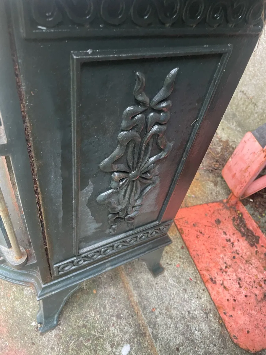 Stove - Image 4
