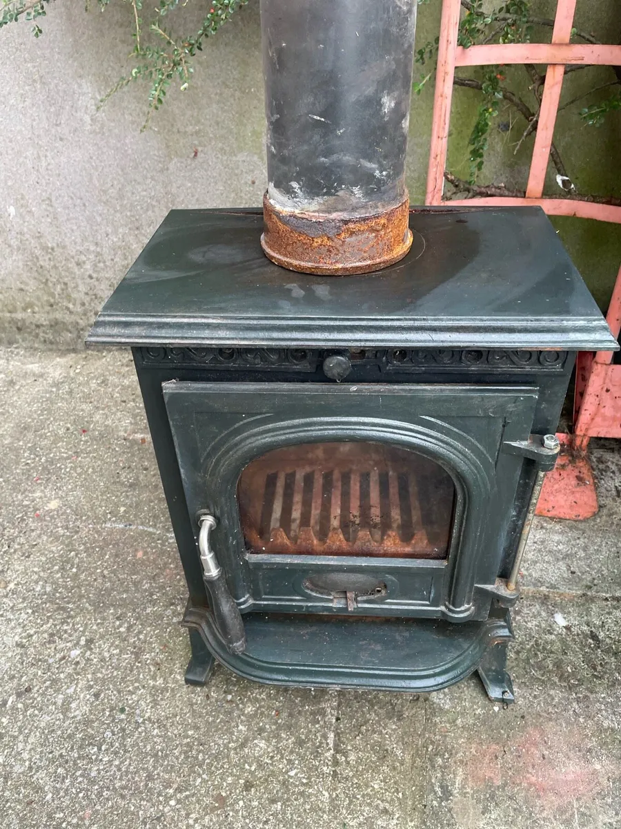 Stove - Image 1