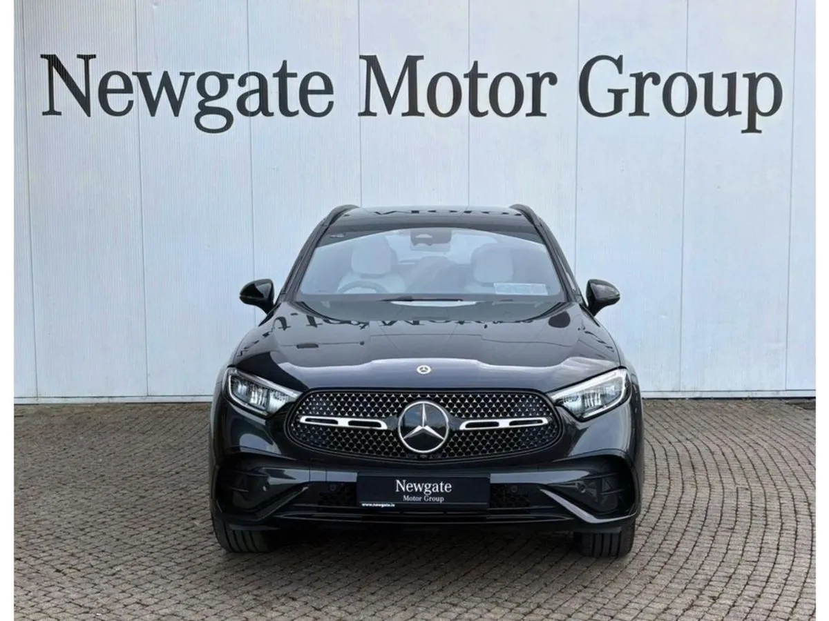 Mercedes-Benz GLC-Class 220D 4matic AMG Line Plus - Image 2