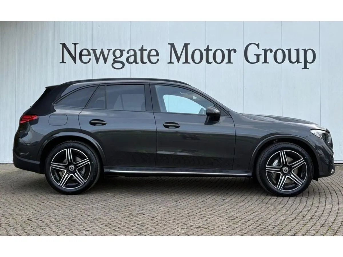 Mercedes-Benz GLC-Class 220D 4matic AMG Line Plus - Image 4