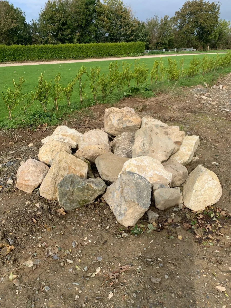 Building Stone - Image 1