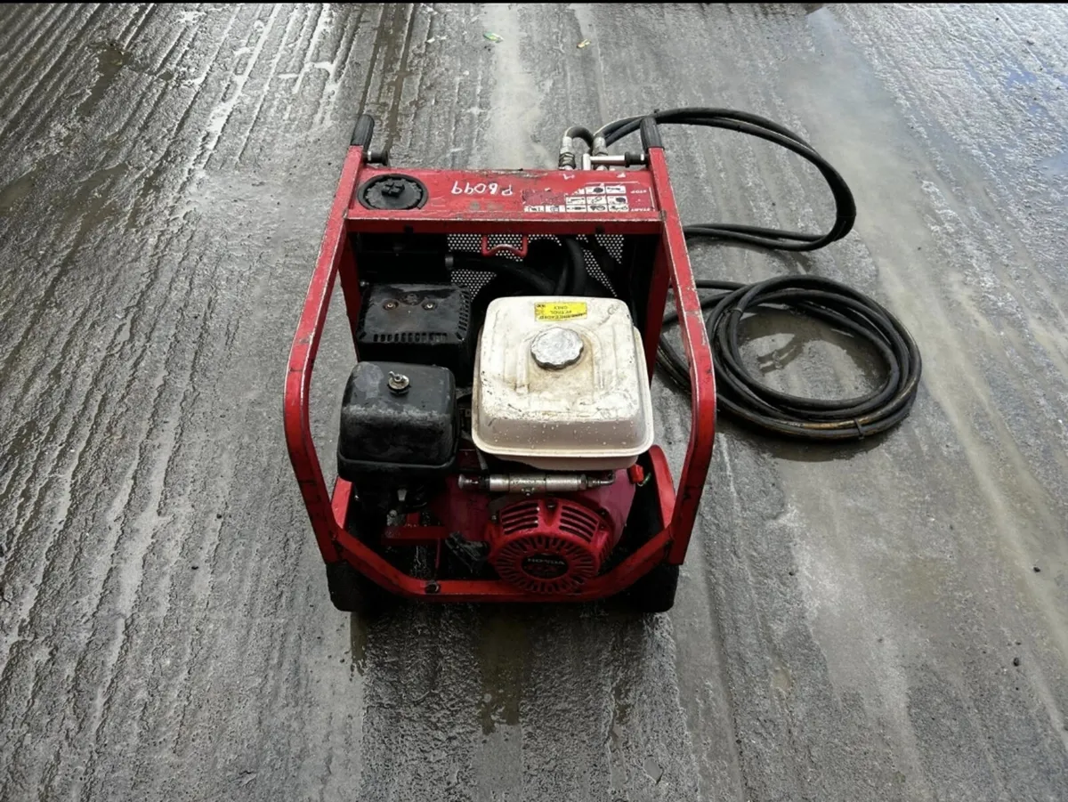 Fairport H/20 Hydraulic Pack - Image 3