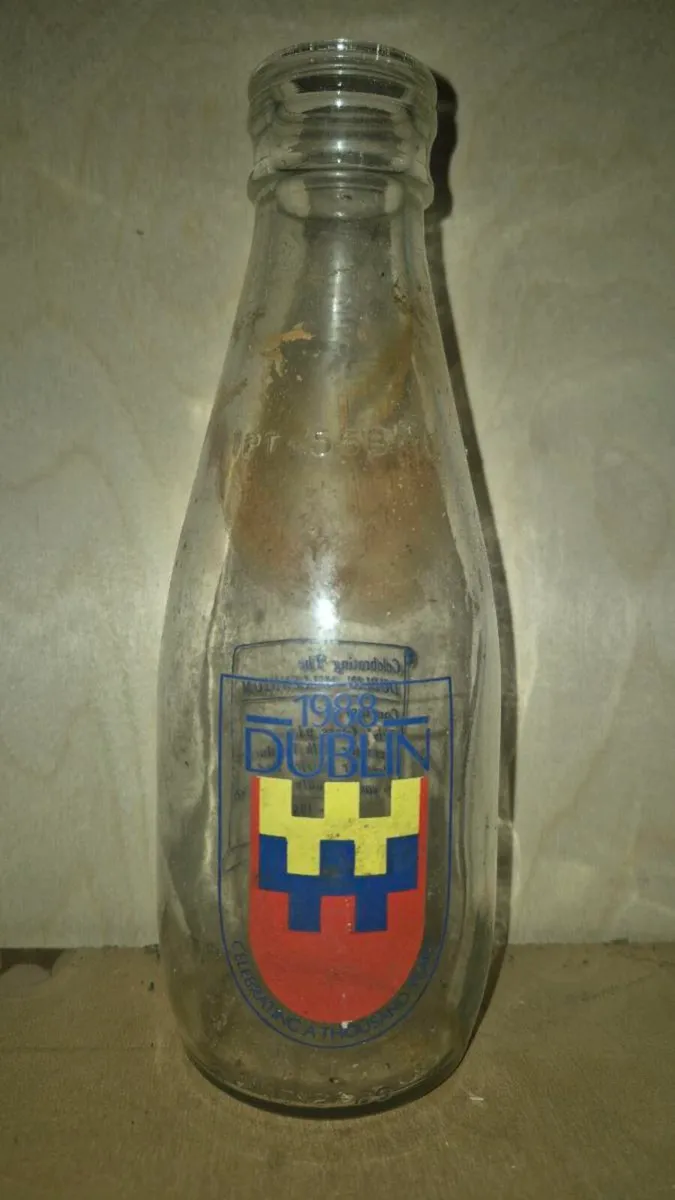 1988 dublin milk bottle - Image 1