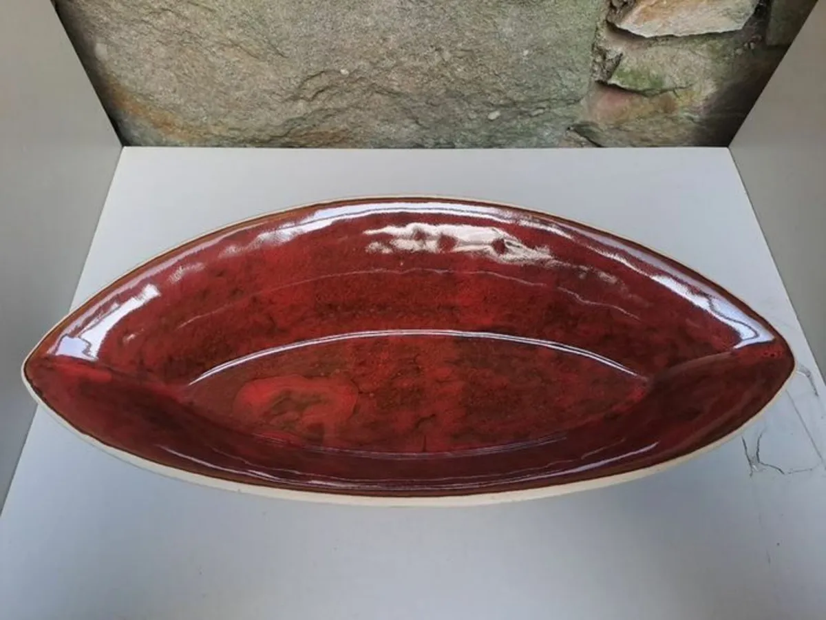 Red glazed bowl oval - Image 2