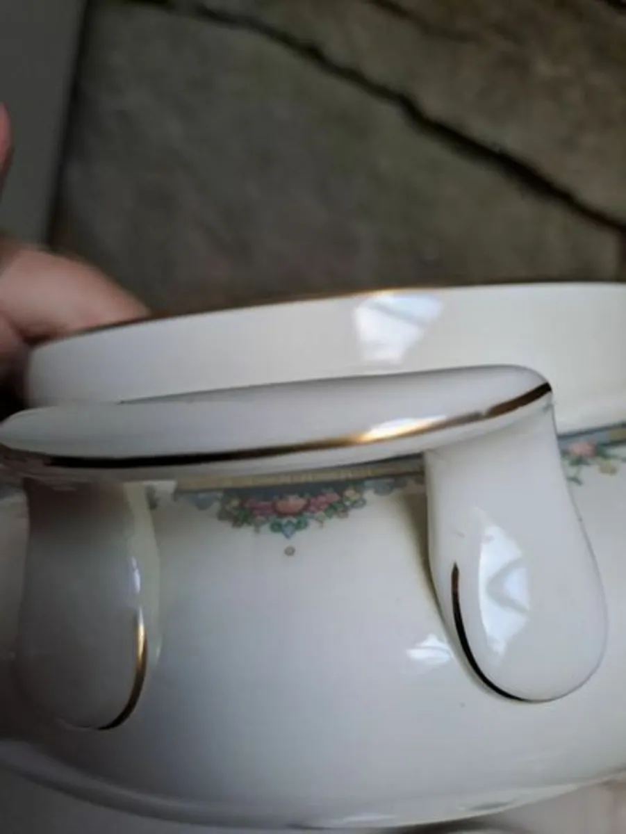Royal Doulton Albany tureen - Image 4