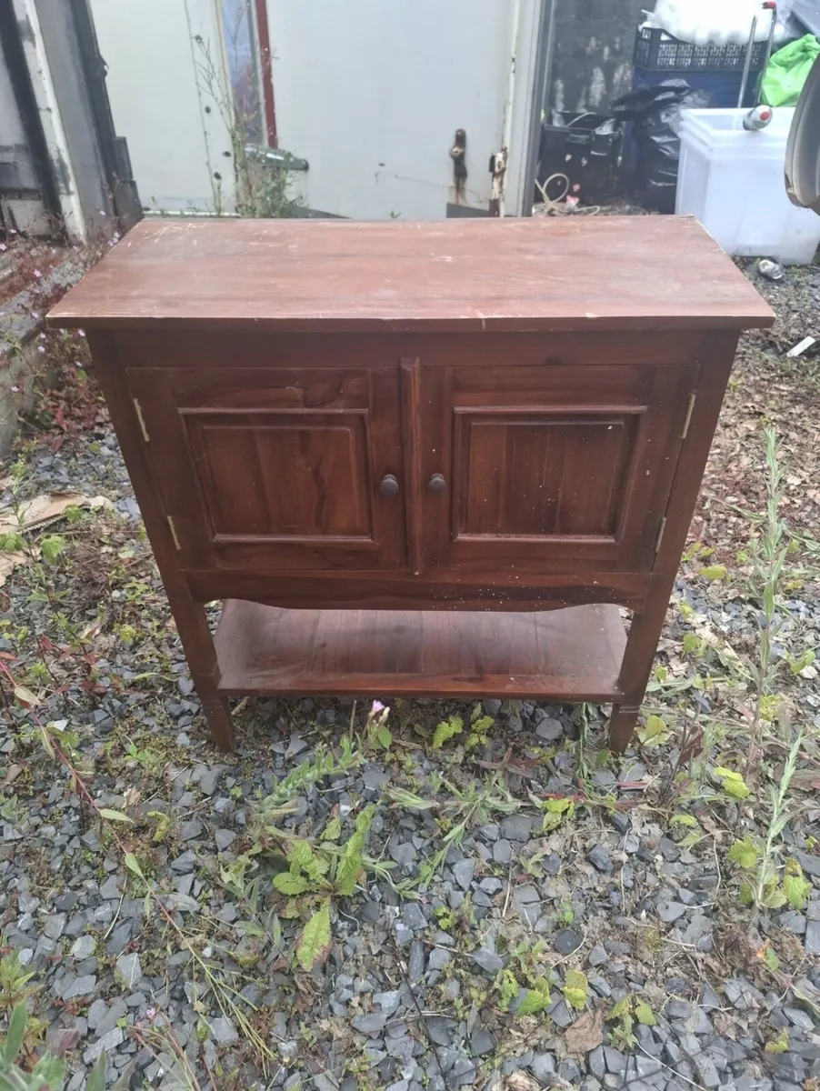 Wooden unit (€20 if collection today) - Image 1