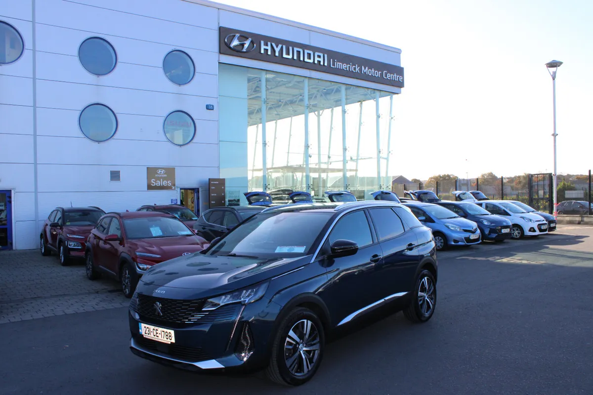 Peugeot 3008 2023 - Image 1