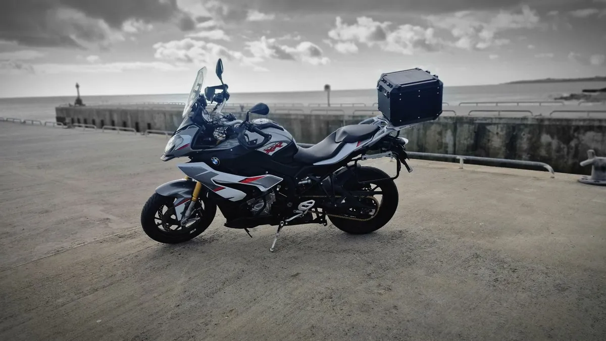 BMW S 1000 XR 2016 - Image 1