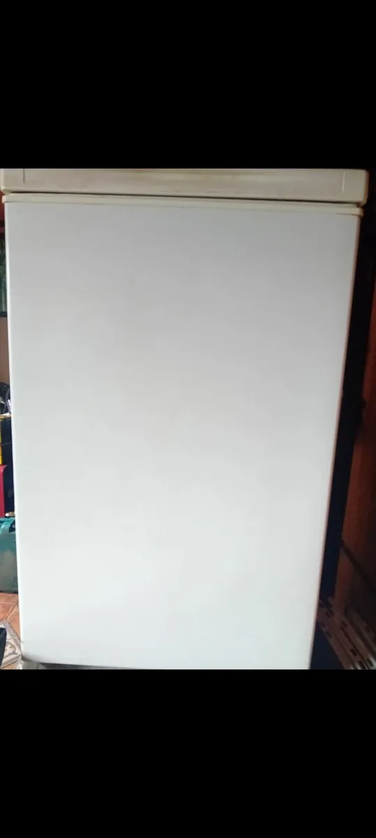 Chest Freezer - Image 2