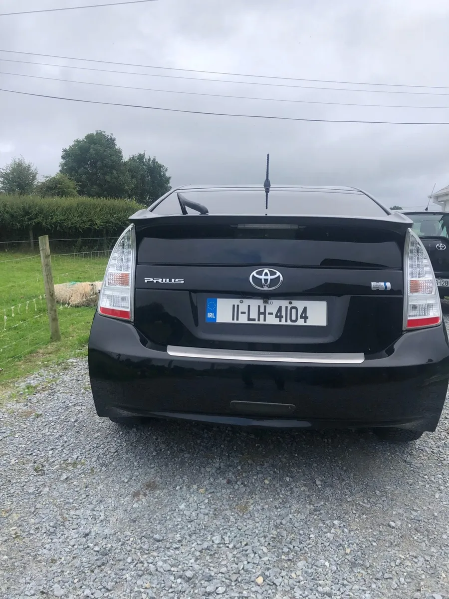 Toyota Prius - Image 4