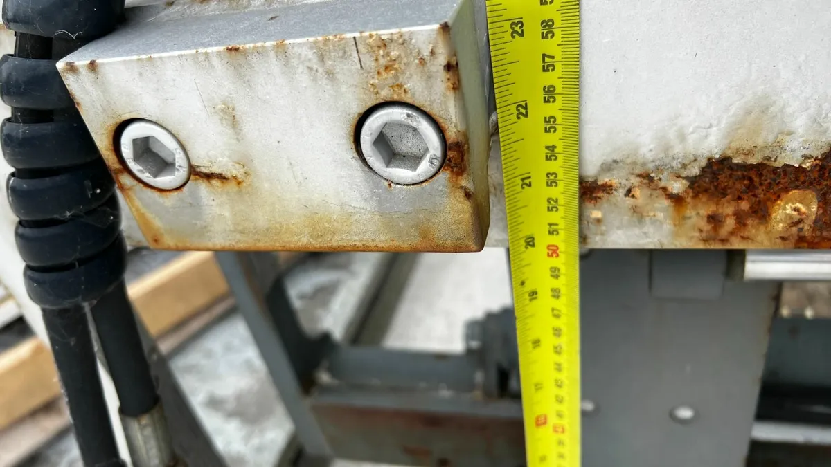 RZV35 Attached Fork Positioner with Sideshift 3500 - Image 3