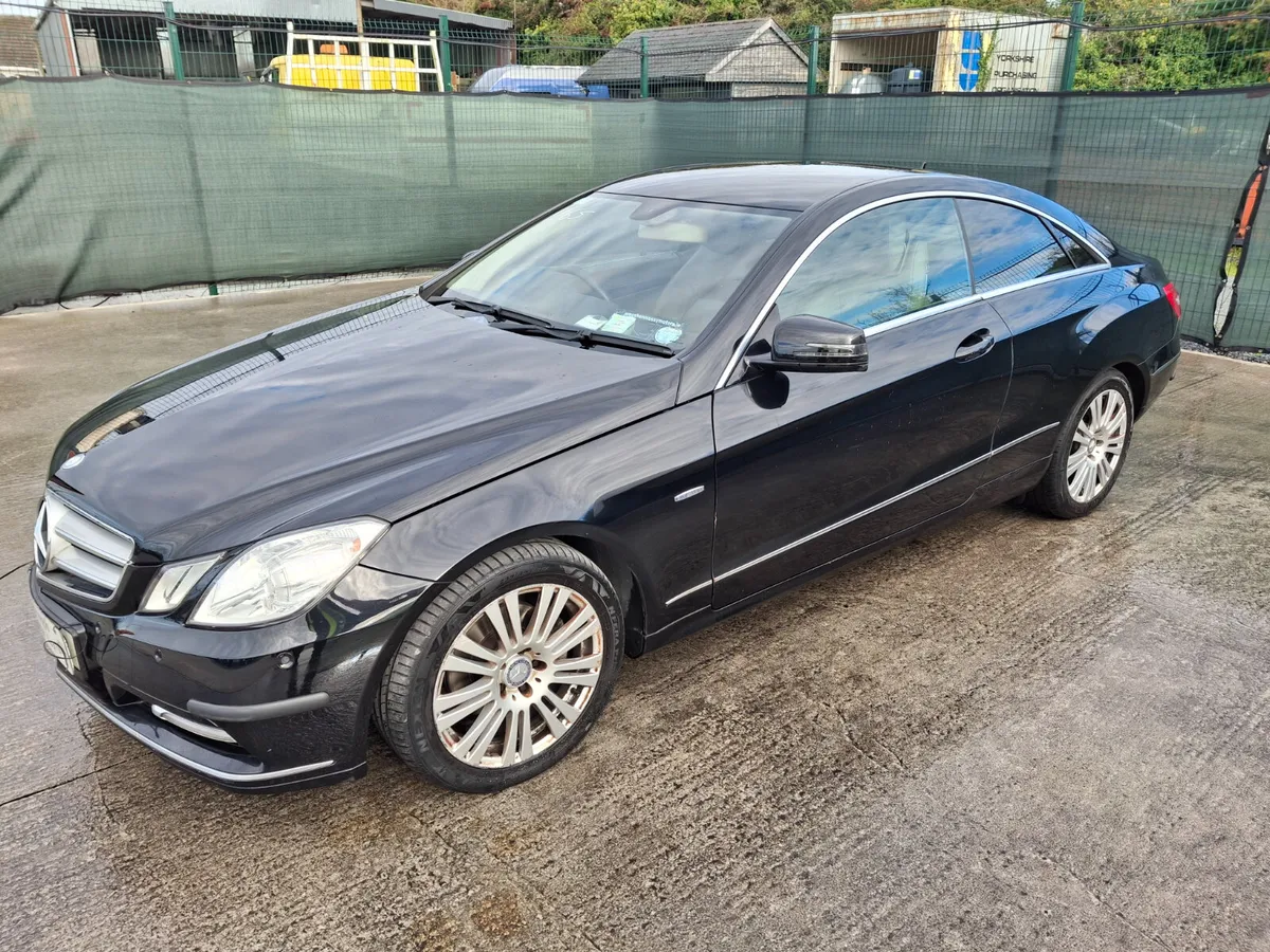 2012 Mercedes E-Class  220E  2.2 Diesel  Automatic - Image 3