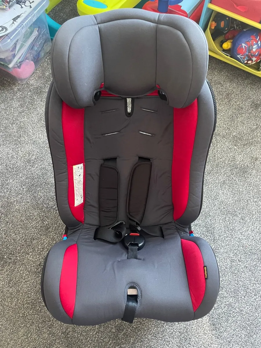 Car seat - Image 1