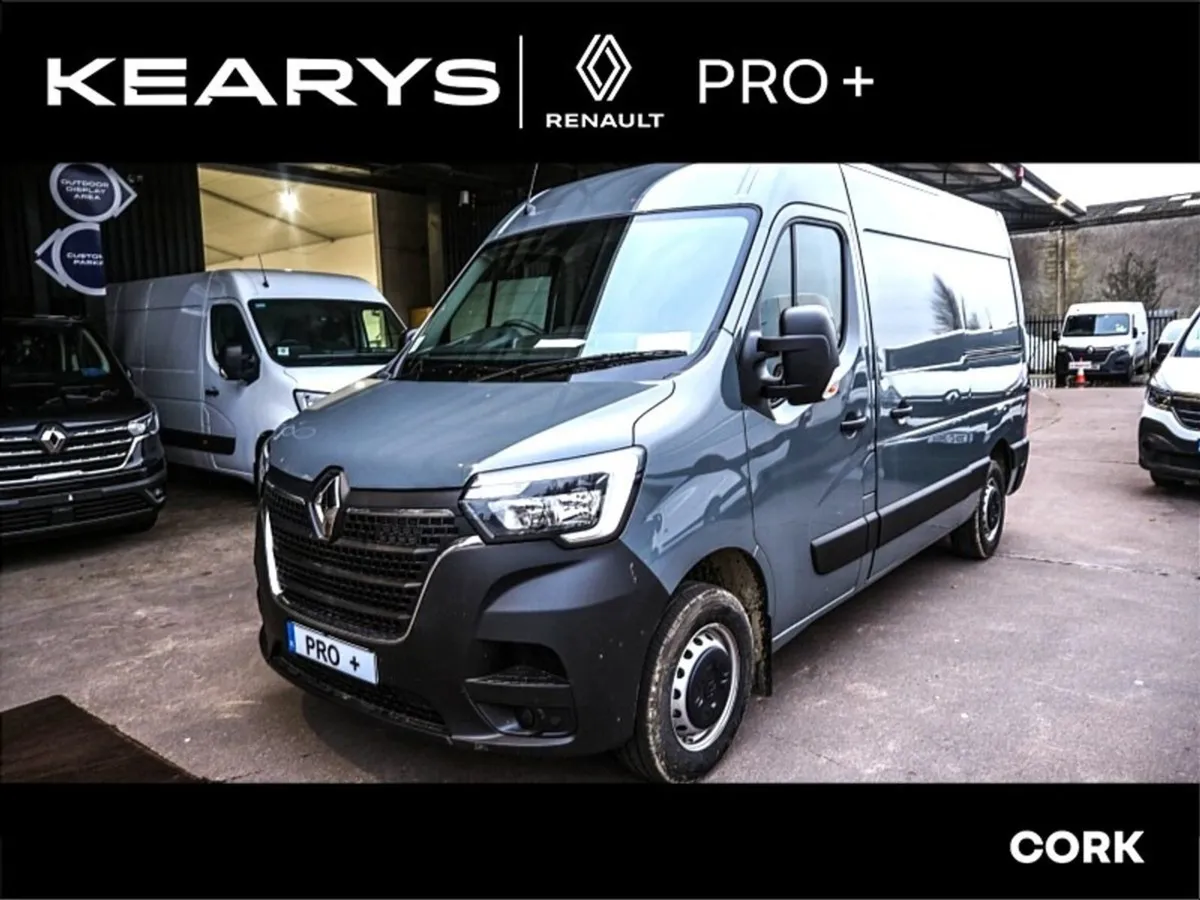 Renault Master FWD Lh35 Blue DCI 135 - Image 2