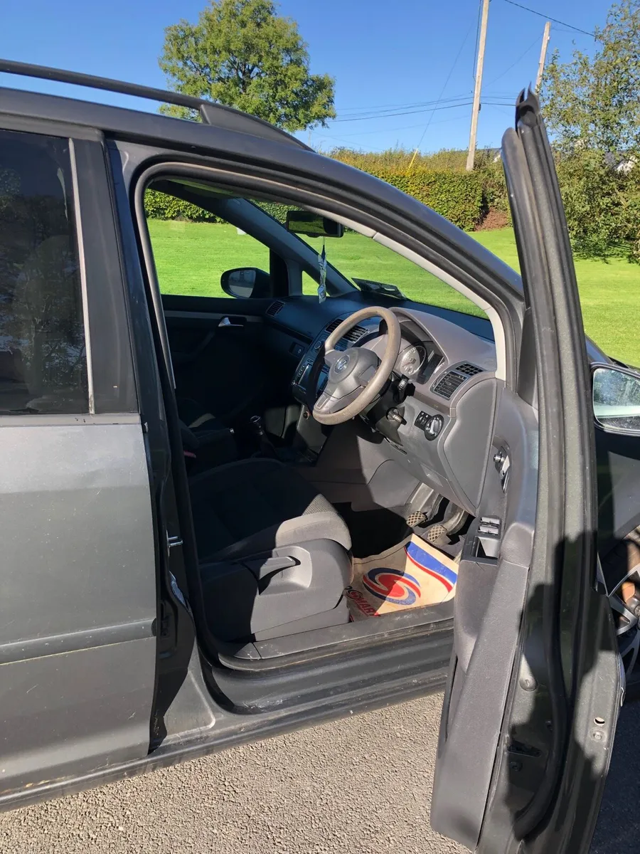 VW Touran 1.6 diesel - Image 2