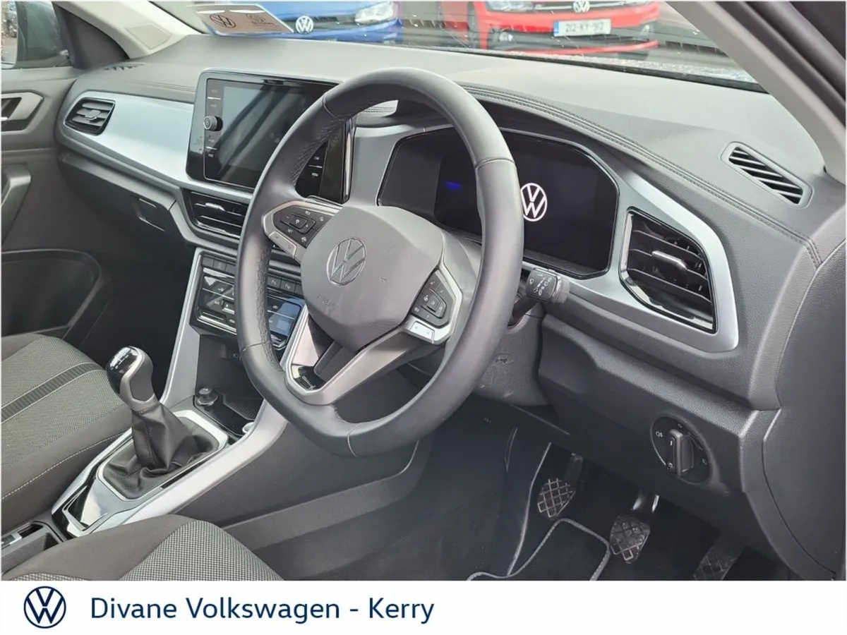 Volkswagen T-Roc Edition 75 1.0tsi Petrol 116HP - Image 4