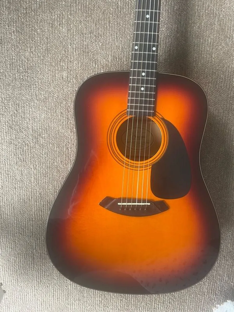 Acoustic Guitar - Fender - Image 4