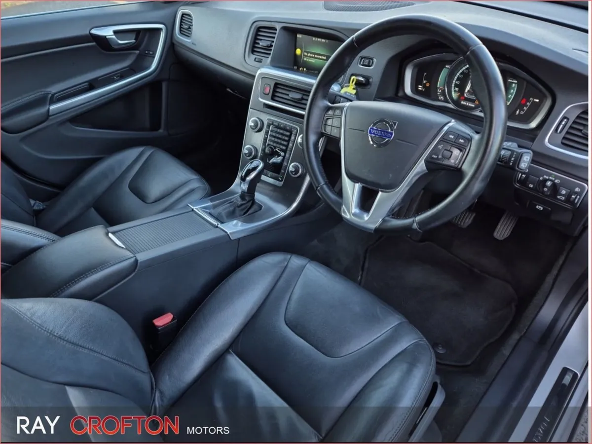 Volvo V60 D3 (150hp) SE LUX Geartronic - Image 2