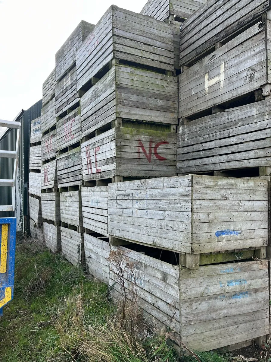 Spud boxes for firewood